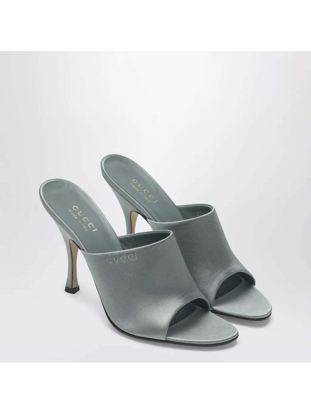 Gucci Ocean Slider Sandal (120)(PLEASE REQUEST YOUR SIZE BEFORE PURCHASING)
